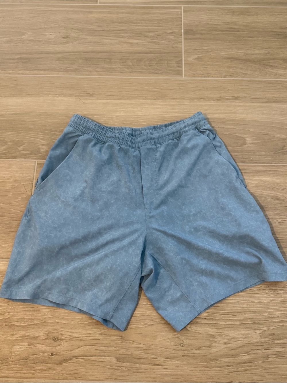 Lululemon Pace Breaker Short 7" in Light Blue